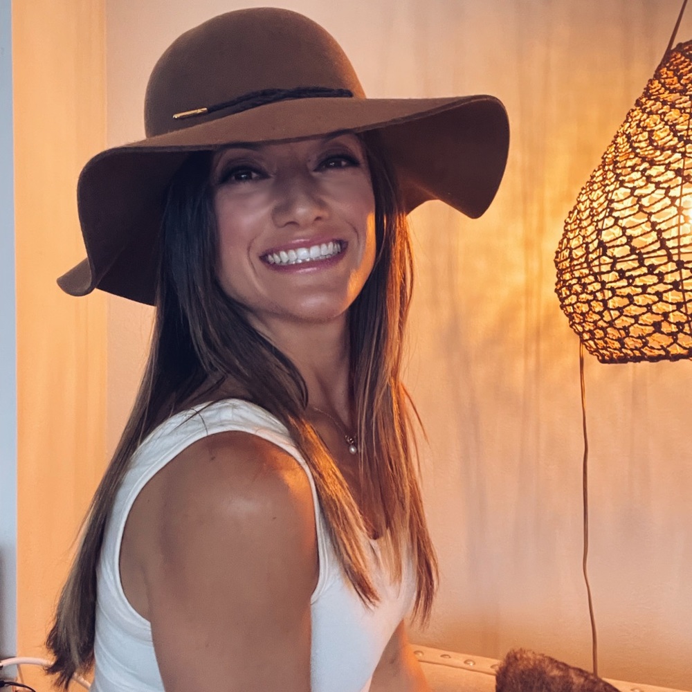 Meet your Posher, Taleen